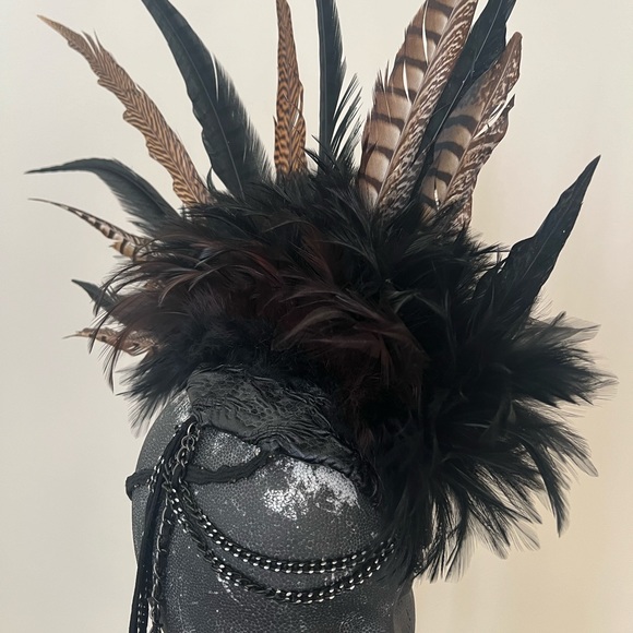 MissG Designs Mowhawk Headpiece - Picture 1 of 6
